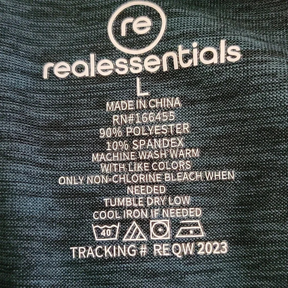 NWOT Real Essentials Workout Top - Picture 3 of 3